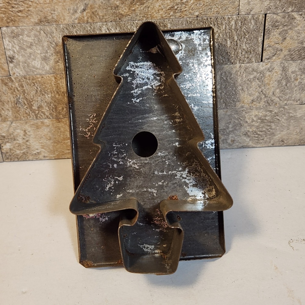 Vtg Tin Christmas Tree Cookie Cutter Primitive Backplate Strap Handle 3in